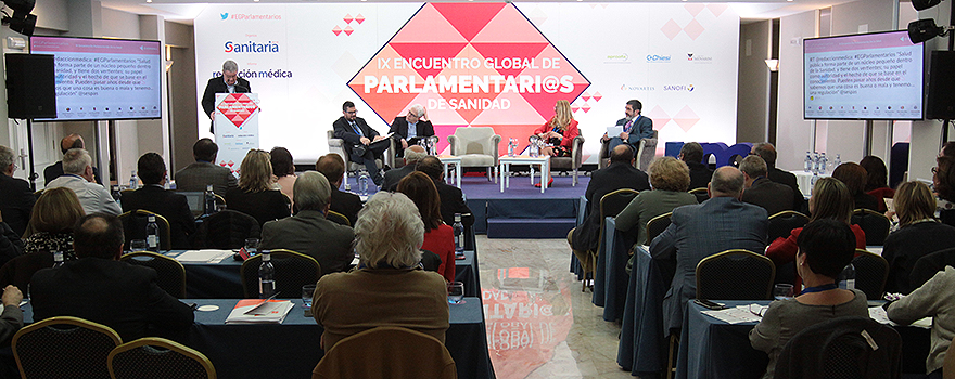 Aspecto de la sala durante la mesa de debate 'El futuro del SNS en la financiación'.