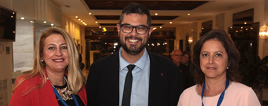 Isabel Cabezas; Juan Antonio Gil y Catalina Montserrat García.