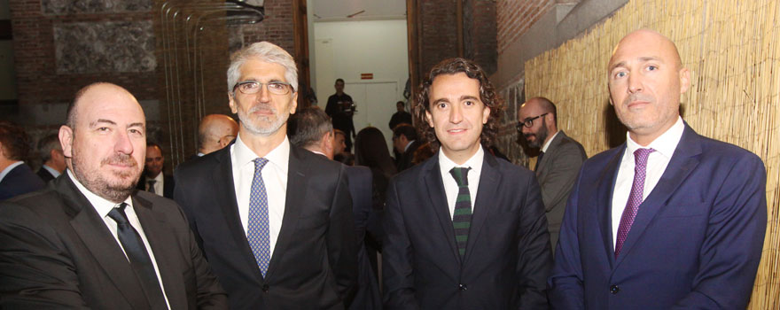 Pedro Costa, director financiero de Fresenius; Enrique Álvarez, director de Mölnlycke; Pablo Crespo, director del departamento legal de Fenin; y Juan Carlos Alcolea, sales manager de Fresenius.