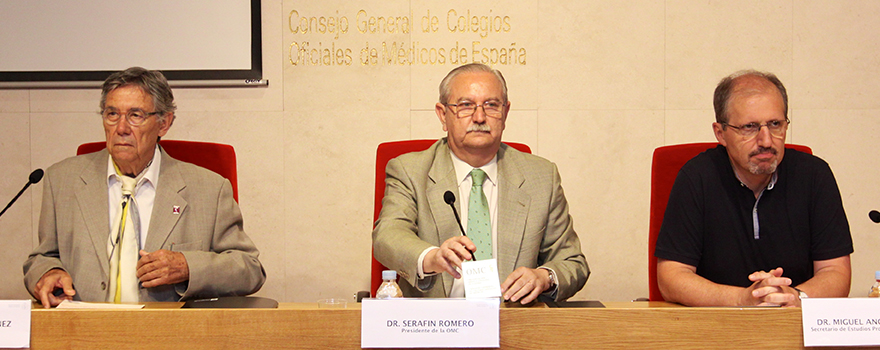 Patricio Martínez junto a Serafín Romero y Miguel Ángel García. 