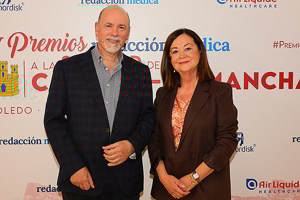 Fernando Gutiérrez, jefe de Servicio de Ordenación Sanitaria de la Consejería de Sanidad; y Emma Catalán, jefa de Servicio de Planificación Sanitaria de la Consejeria.