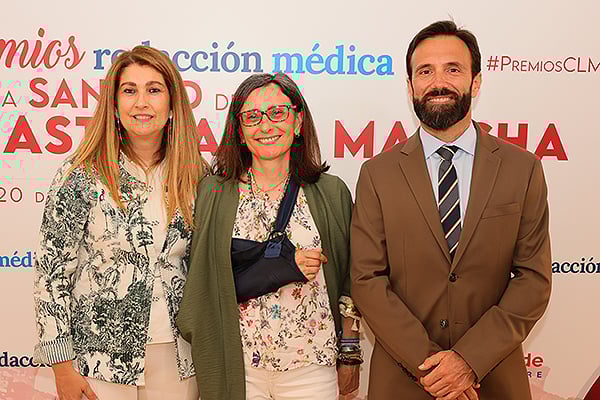 Sonia Plasencia, directora de Enfermería del Hospital de Talavera; Almudena Herrero, médico internista de la Unidad de Insuficiencia Cardíaca del Hospital Nuestra Señora del Prado del Hospital de Talavera; Adolfo Blanco, director gerente del Hospita de Talavera