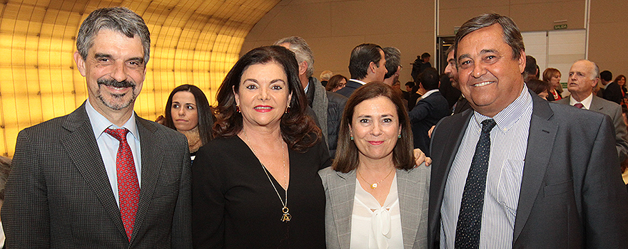 Jaume Peg, director geneal de Anefp; Carmen Peña, presidenta de FIP; Carmen Isbert, subdirectora general de Anefp; Manuel Martín, consultor.