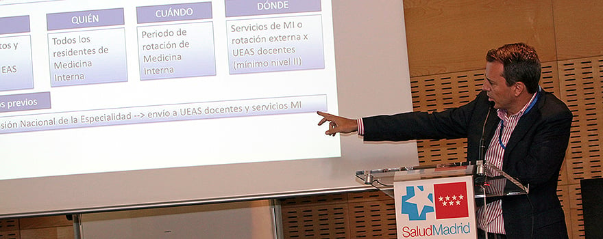 Sáez Comet durante su presentación del programa 'Formación en EAS de residentes'.