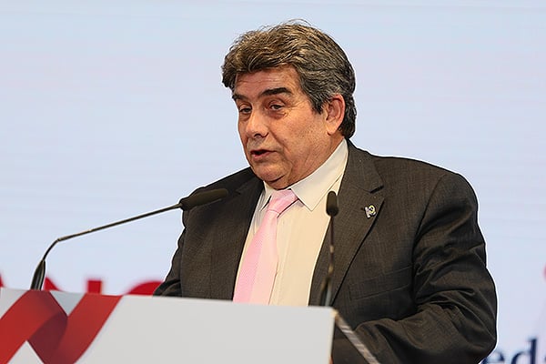 Césareo Peco, director gerente de la Gerencia de Atención Integrada de Puertollano (Ciudad Real) .