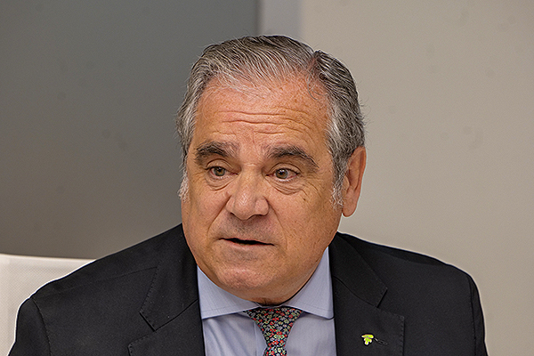 Jesús Aguilar, presidente del Consejo General de Farmacia.