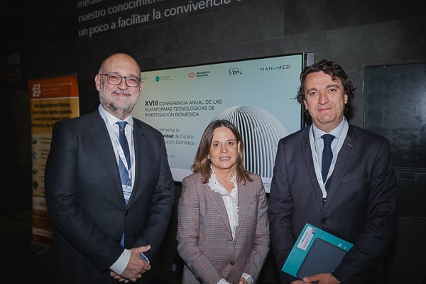 Santiago de Andrés, director general de Veterindustria; Fina Lladós y Pablo Crespo.