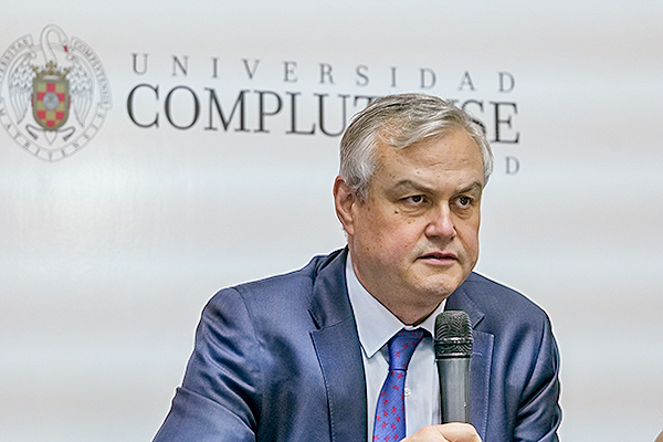 José Luis Calleja, director del Curso de 'Retos en Salud Pública para la Enfermedad Hepática V'.