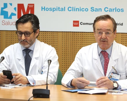 Julio Mayol y Carlos Macaya, director médico y Jefe de Cardiología del Hospital Clínico San Carlos