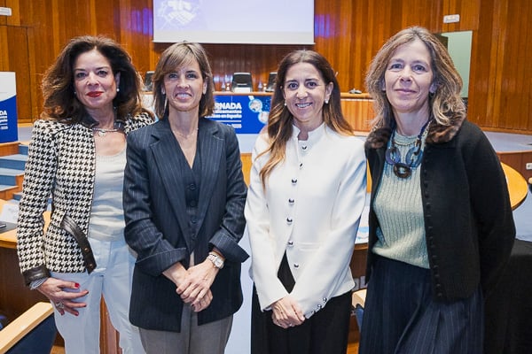 Inés Mayorgas, Regulatory Affairs en Fresenius Kabi España; Elena Casaus, Mar Fábregas y Jimena Martínez, Government Relations and Public Affairs executive en Fresenius Kabi España.