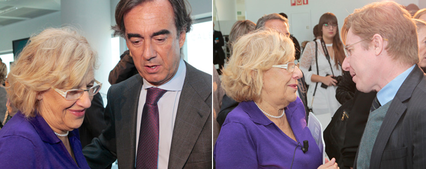 Carmena saluda a Villar-Mir; a la derecha la alcaldesa saluda a José Moreno, concejal del PP en el Ayuntamiento.