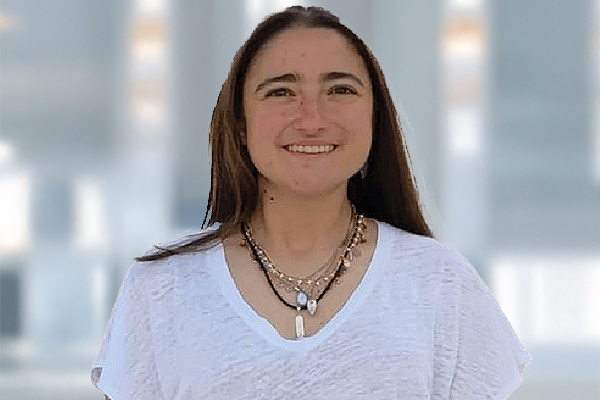 Maria Miranda, uma estudante de medicina.