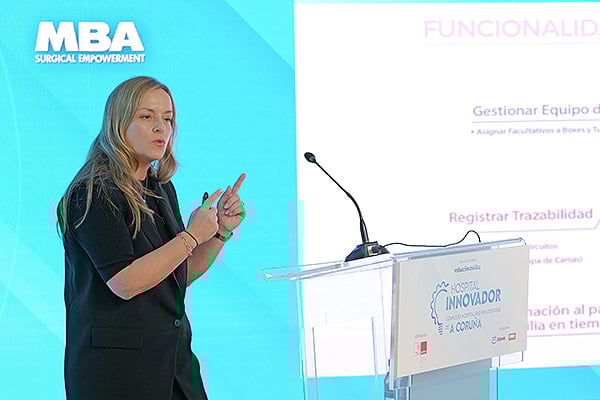 María de la Cámara Gómez, jefa de Sección del Servicio de Urgencias del Complejo Universitario de A Coruña.