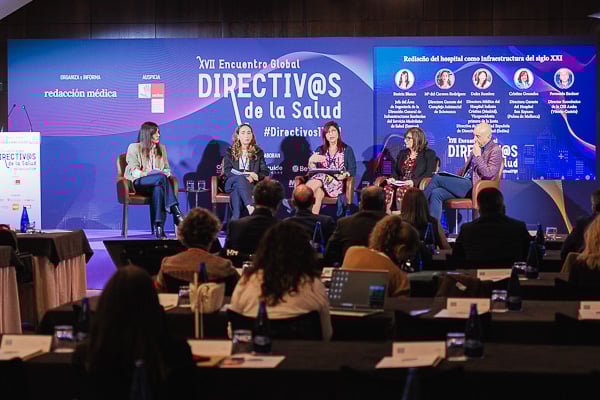 Un instante durante la mesa.