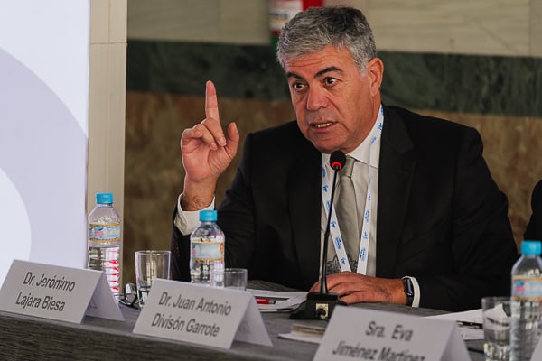 Jerónimo Lajara, decano y profesor de la Facultad de Medicina de la Universidad Católica San Antonio de Murcia.