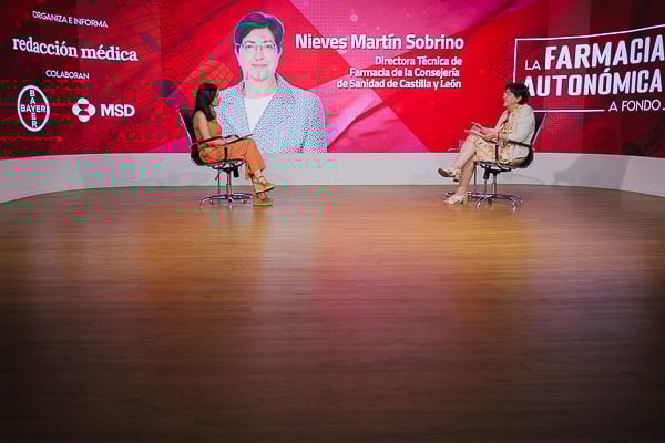 Nieves Martín Sobrino repasa los temas más relevantes para la farmacia de Castilla y León.