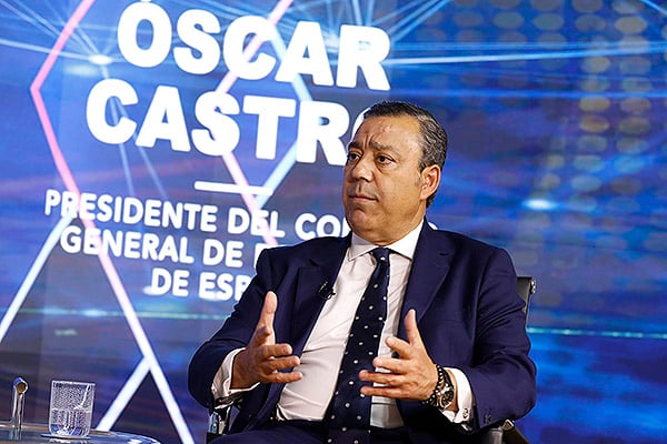 Óscar Castro comenta que las acciones del gobierno destinadas a la Odontología son insuficientes, pero 