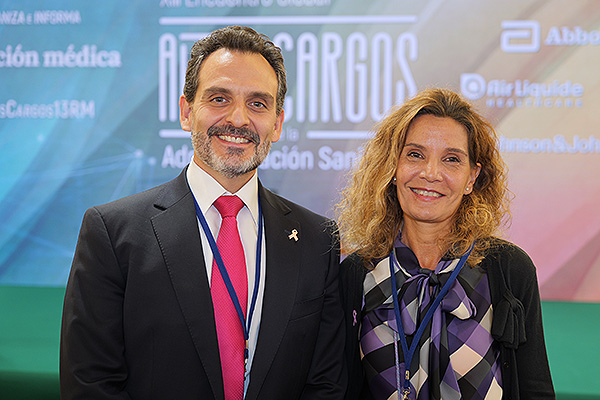 Gonzalo Maroto, director general de Imagen para España y Portugal de GE Healthcare España; y Arantxa Pascual, CMO de GE Healthcare España.