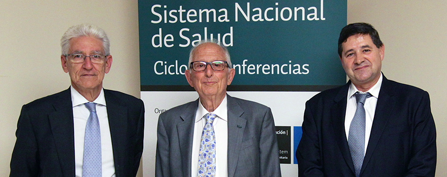 José Ramón Luis-Yagüe, director general de Farmaindustria; Milazzo, Joaquín Estévez, presidente de Sedisa.