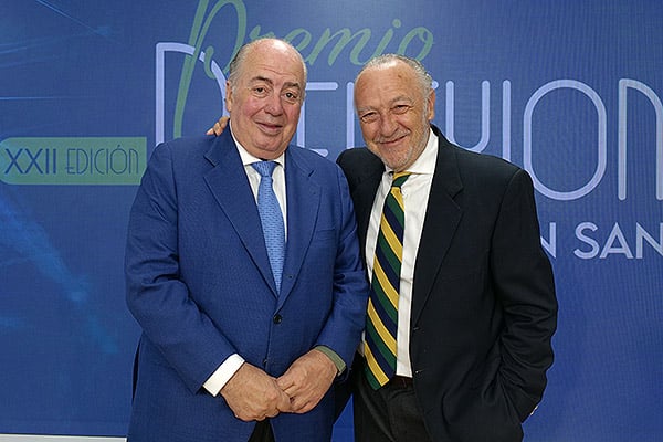 Ricardo De Lorenzo, presidente del bufete De Lorenzo Abogados, junto a José María Pino.