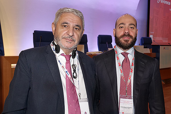 Cándido Lozano, director general de Impulsa; y Javier García, GTA de Villamagna Abogados.