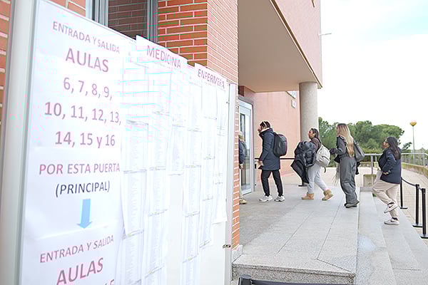 Instantes previos al inicio del examen EIR. 