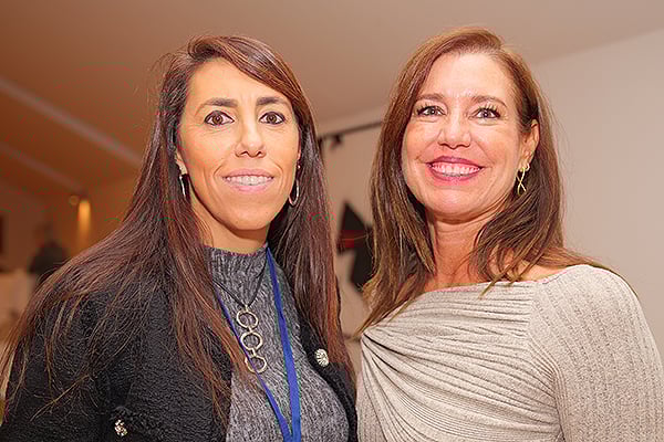 María Balavasquer, responsable de Market Access Mercado Medgas de Air Liquide Healthcare; y Paula Cronales, directora económica de Servicio Generales del Hospital Regional Universitario de Málaga.