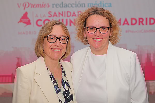 Carmen González, directora general de Coordinación Sociosanitaria; y Almudena Quintana, directora general Asistencial de la Consejería de Sanidad de la Comunidad de Madrid.