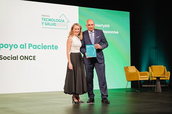 Premio Apoyo al Paciente: Grupo Social ONCE.