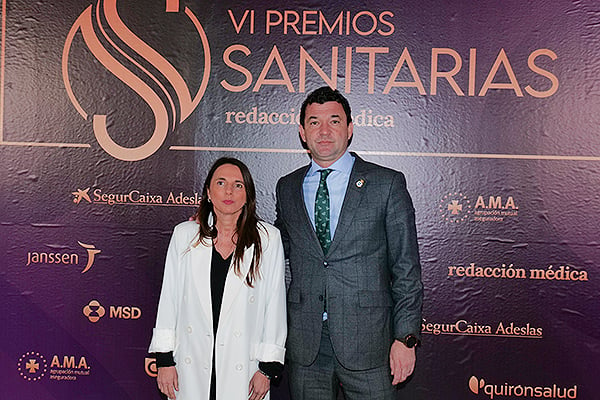 Raquel Murillo, directora adjunta de AMA, y Álvaro Basilio Duran, director de Comunicación y Marketing y Asesor del Presidente de AMA.