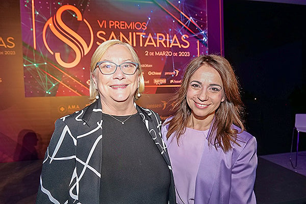 Amparo Belloch Fuster, catedrática de Psicopatología Universidad de Valencia con Silvia Calzón. 