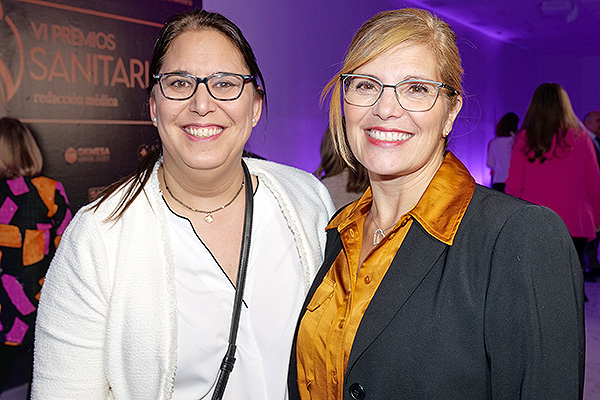 Olga Insua, directora general Angelini Pharma; y Natalia Armstrong, directora de Comunicación de Angelini Pharma.