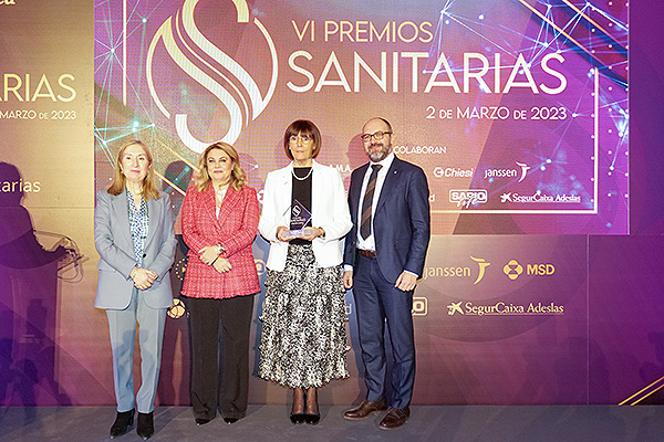 Ana Pastor, vicepresidenta segunda del Congreso de los Diputados; Herminia Rodríguez Rosas, vicepresidenta de la Alianza de la Sanidad Privada Española (ASPE); Mercedes Ferro Montiu, vicepresidenta de la Asociación Nacional de Directivos de Enfermería (ANDE); Francesco Borlenghi, director de Ventas y Marketing de Sapio Life España. 