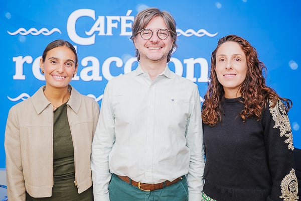 Sofía Villafranca, Pricing manager de Sobi, Juan Andrés Siles, responsable de Comunicación de Sobi, Raquel Fernández, directora adjunta de Acceso y RRII de Sobi.