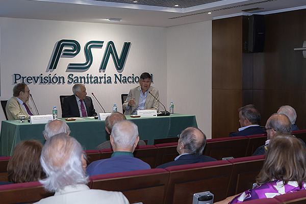 Ramón Tamames, Miguel Carrero y Manuel Pimentel
