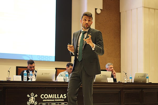 Raúl Coto, fisioterapeuta y profesor-investigador de la EUEF