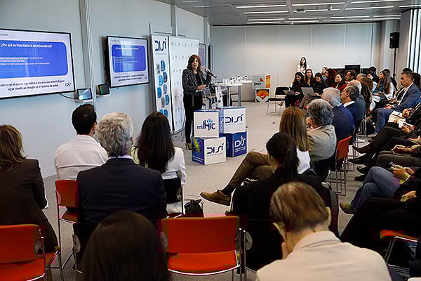 Aspecto de la sala durante la Jornada IDIS ¿Cómo cuidamos nuestra salud bucodental?.