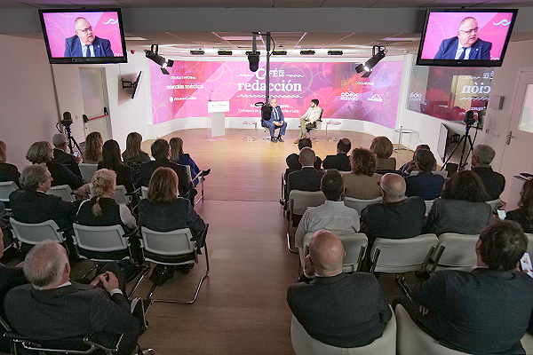 Aspecto de la sala durante el Café de Redacción con el consejero de Sanidad de Castilla y León, Alejandro Vázquez.