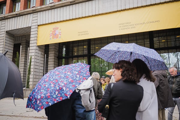 Durante varios momentos de la mañana la lluvia no ha dado tregua durante la elección.