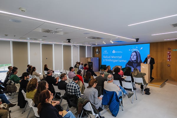 Un instante del la cuarta edición del foro R-Conecta.