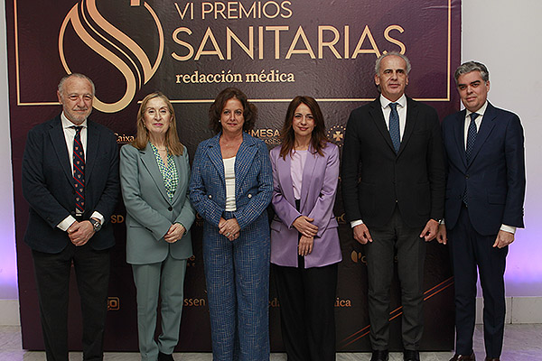 José María Pino; Ana Pastor; Catalina García; Silvia Calzón; Enrique Ruiz Escudero; y Vicente Azpitarte, delegado del Gobierno andaluz en Madrid.