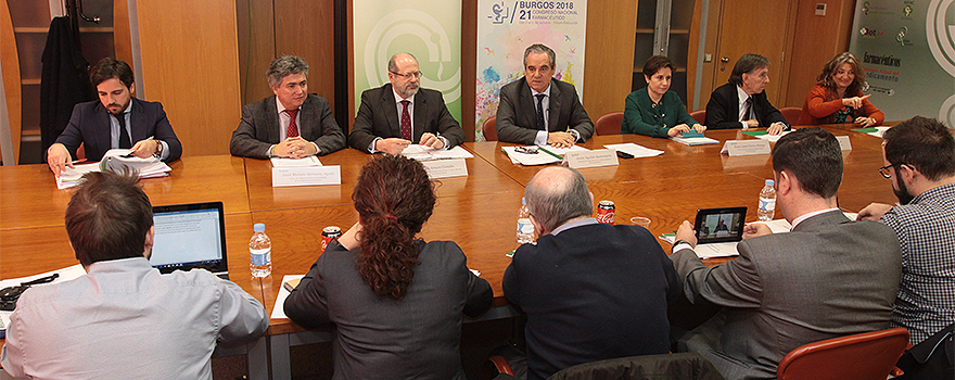 Aspecto de la sala durante la presentación del Código Deontológico de la Farmacia Española.