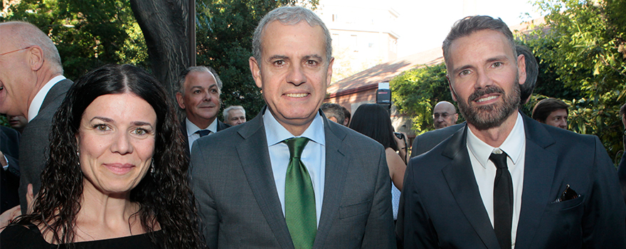 Patricia Lacruz, directora de Farmacia de Comunidad Valenciana; Iñaki Betolaza, director de Farmacia del País Vasco, y Benito Prosper, director general de Planificación, Evaluación y Farmacia de la Consejería de Salud de Baleares.