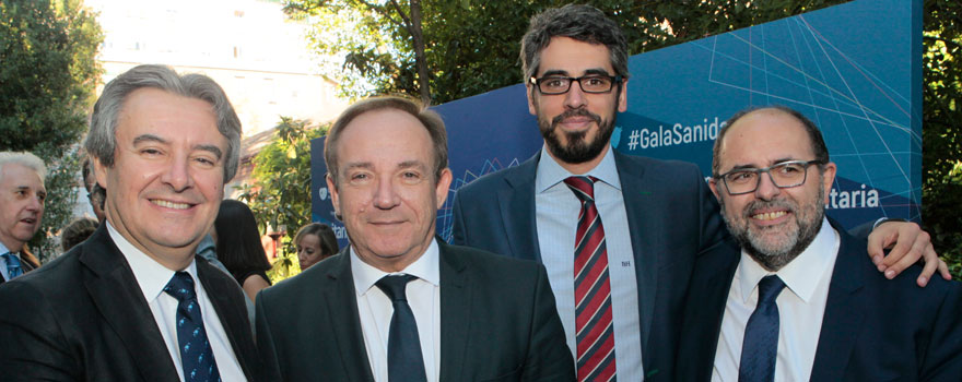 Rubén Moreno, diputado del PP, Javier Castrodeza Sanz, secretario general de Sanidad y Consumo, José María Juárez, asesor de la Secretaría General de Sanidad  y Carlos Moreno, director general de Ordenación Profesional del Ministerio de Sanidad.