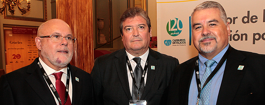 José Luis Méndez, director de operaciones de Carburos Metálicos; Luis Blázquez y Enrique Capón, director comercial de Carburos Metálicos.
