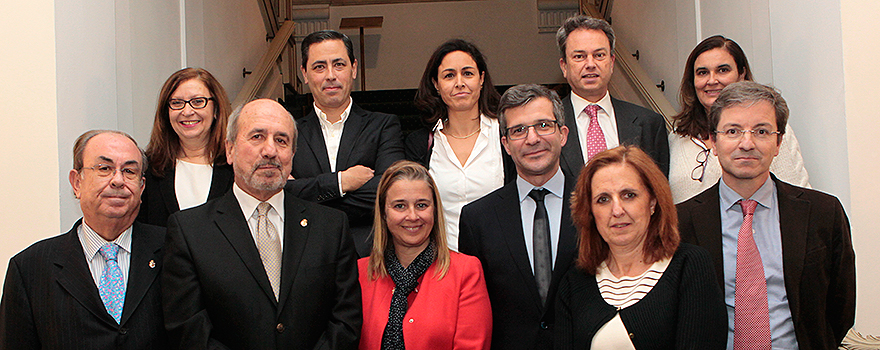 Foto de familia de los participantes y organizadores de la jornada organizada por MSD y la RANF.