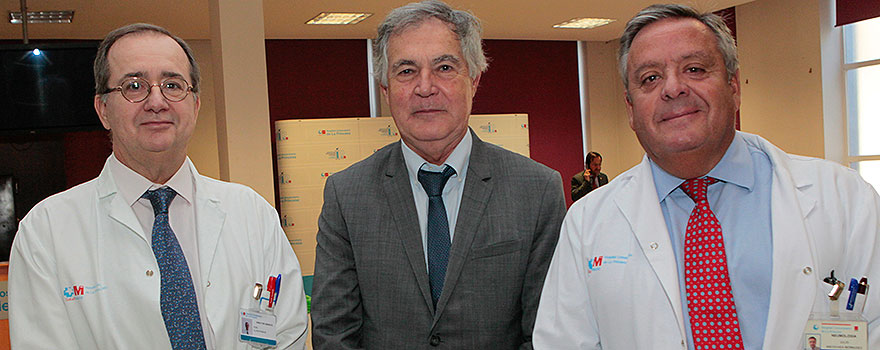 Fidel Illana, Rafel Garesse y Julio Ancochea, presidente de la Asociación de Médicos Gallegos (Asomega).