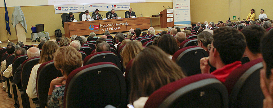 Aspecto del auditorio del Hospital La Princesa, donde ha tenido lugar el acto.