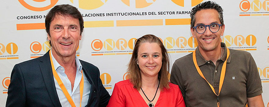 Salvador Martí, director de la unidad de Negocio de Fluidoterapia y Genéricos de Fresenius Kabi, y Natividad Calvente y Christian Busta, ambos de MSD. 
