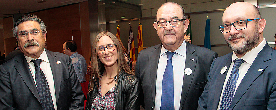 José Luis Llisteri; María Vargas, responsable de Comunicación de Semergen; Antonio Fernández-Pro, y Francisco José Sáez, vicepresidente de SEMG.